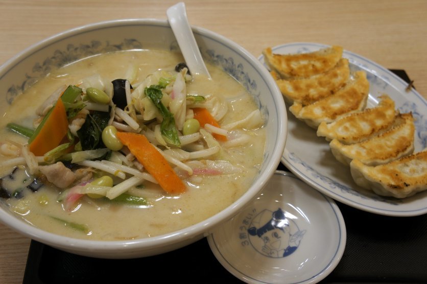 ぎょうざの満州 川西能勢口店 歩けらーめん